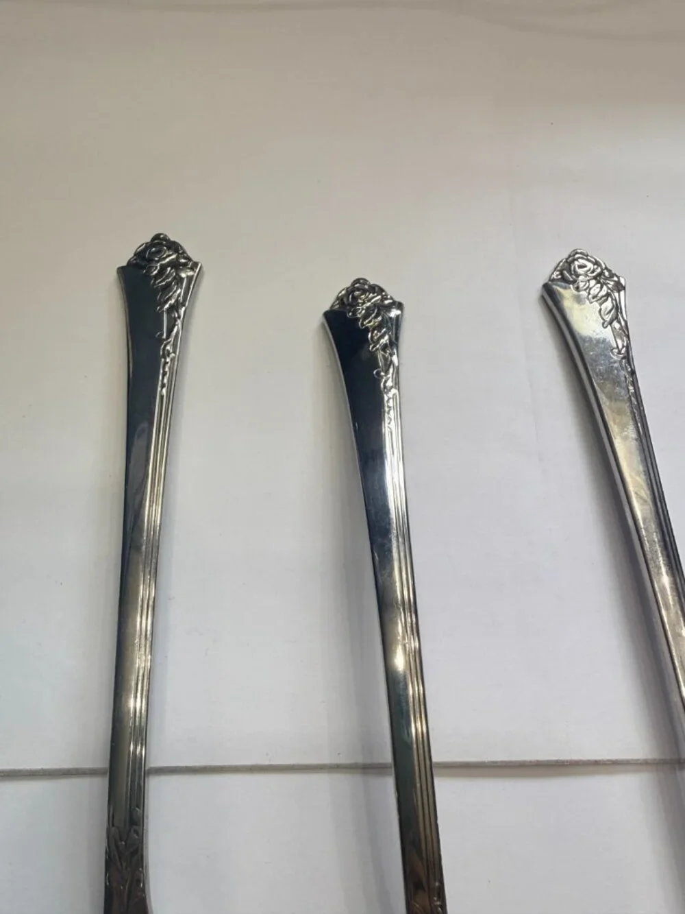 Oneida Cube Damask Rose Stainless Flatware Serving Set‎ Of 6